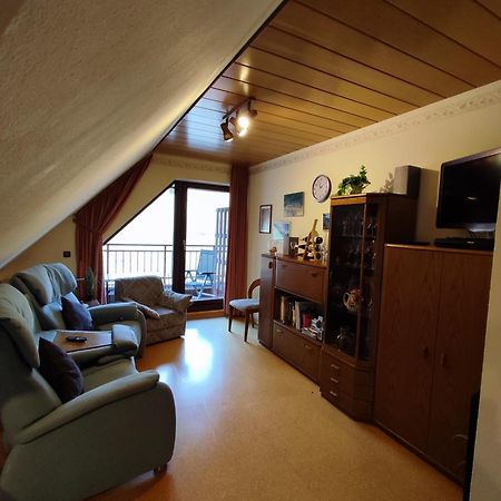 Panorama Oase Ferienwohnung Mit Blick Auf Mosel Und Reichsburg Кохем Екстериор снимка
